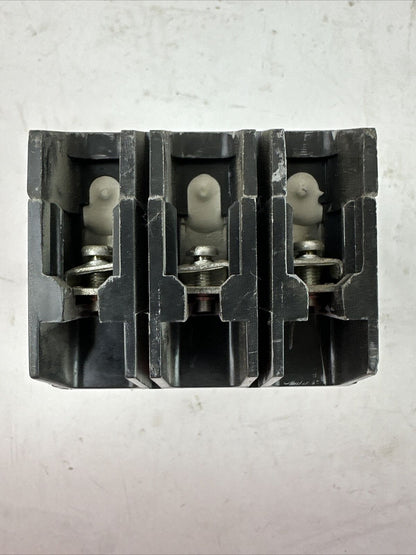 GE TEY315 CIRCUIT BREAKER 15AMP 3POLE 480/277VAC 240VAC
