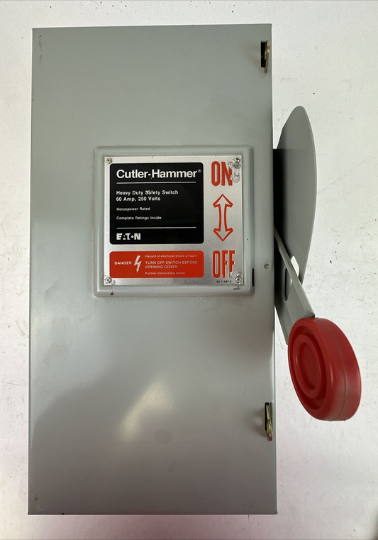 CUTLER HAMMER DH322FGK FUSIBLE SAFETY SWITCH 240VAC 3PH 15HP 250VDC 10HP 3P 60A