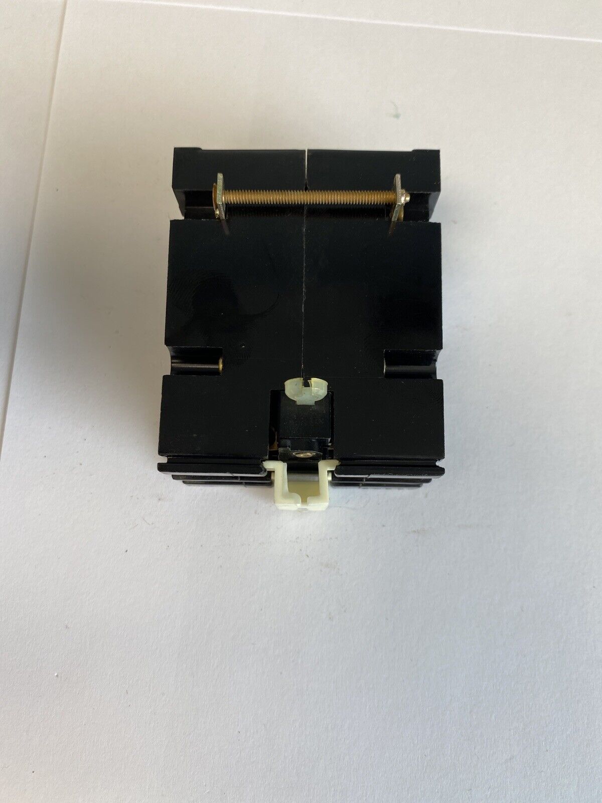 General Electric CR120X2A 10A 300V 2 Pole Industrial Relay