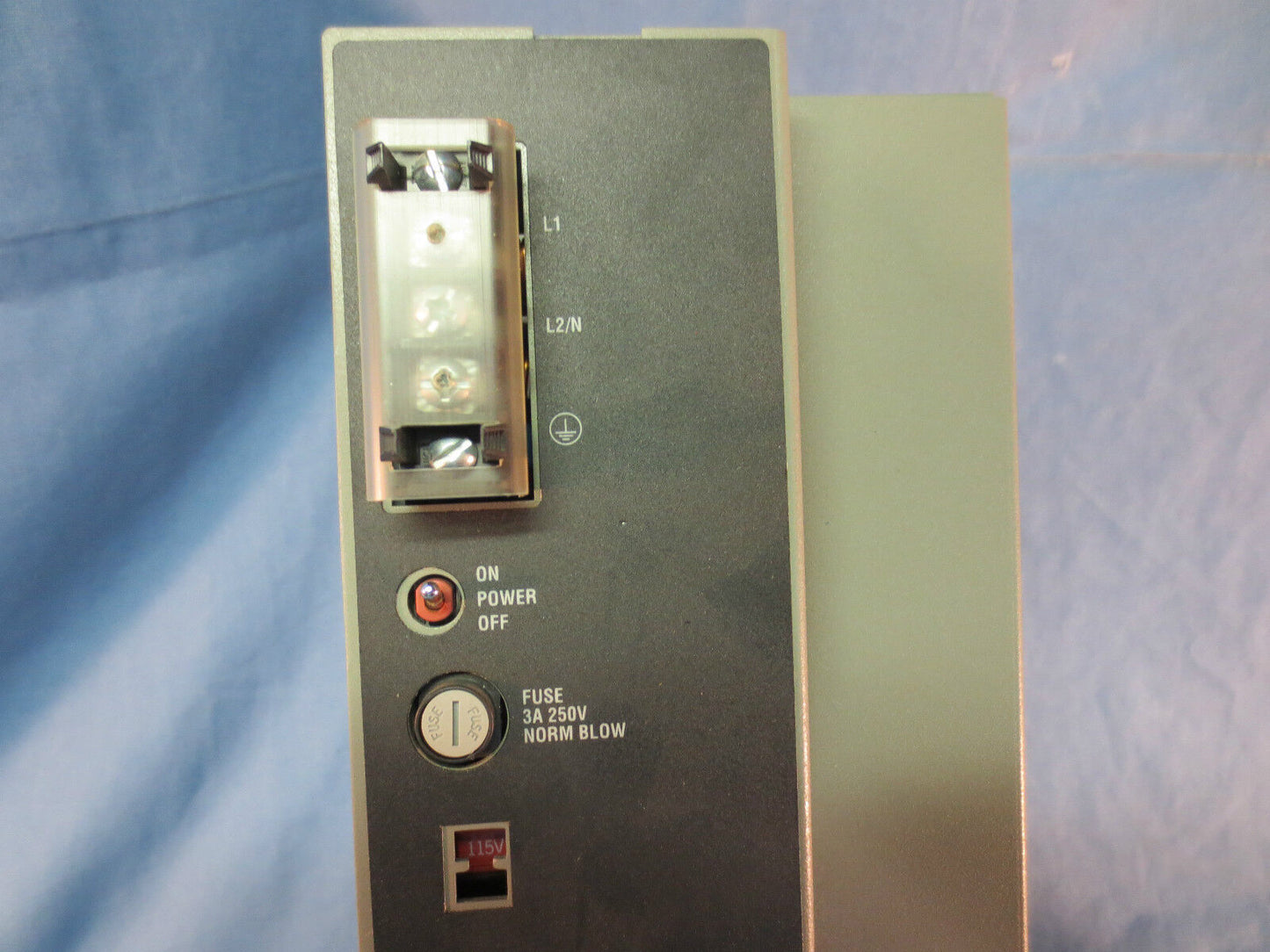 ALLEN-BRADLEY 1771-P7 D, 120/220V AC POWER SUPPLY, Ser. D
