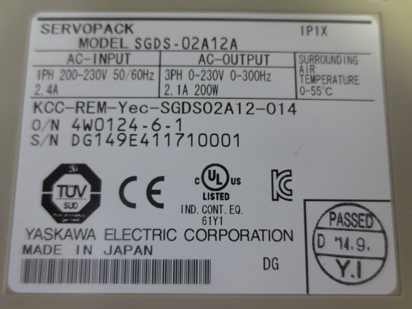 YASKAWA SGDS-02A12A SERVOPACK / SERVO DRIVE - 200V - WOW!