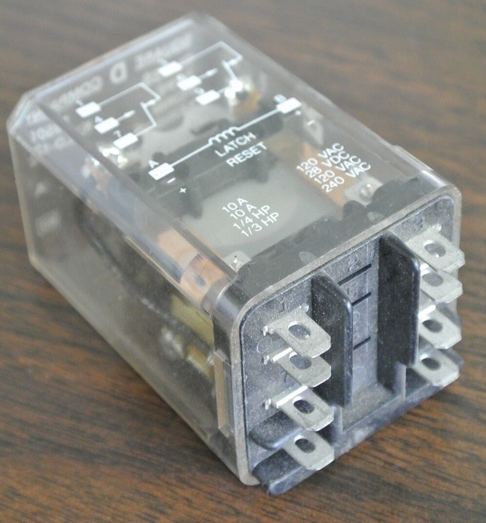 SQUARE D 8501 KLD-12 - LATCHING RELAY - DPDT, 10A, 24VDC COIL - NEW SURPLUS
