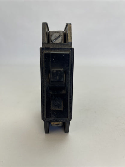 CUTLER HAMMER / WESTINGHOUSE 656D021G21 CIRCUIT BREAKER 100AMP 1POLE 120/240VAC