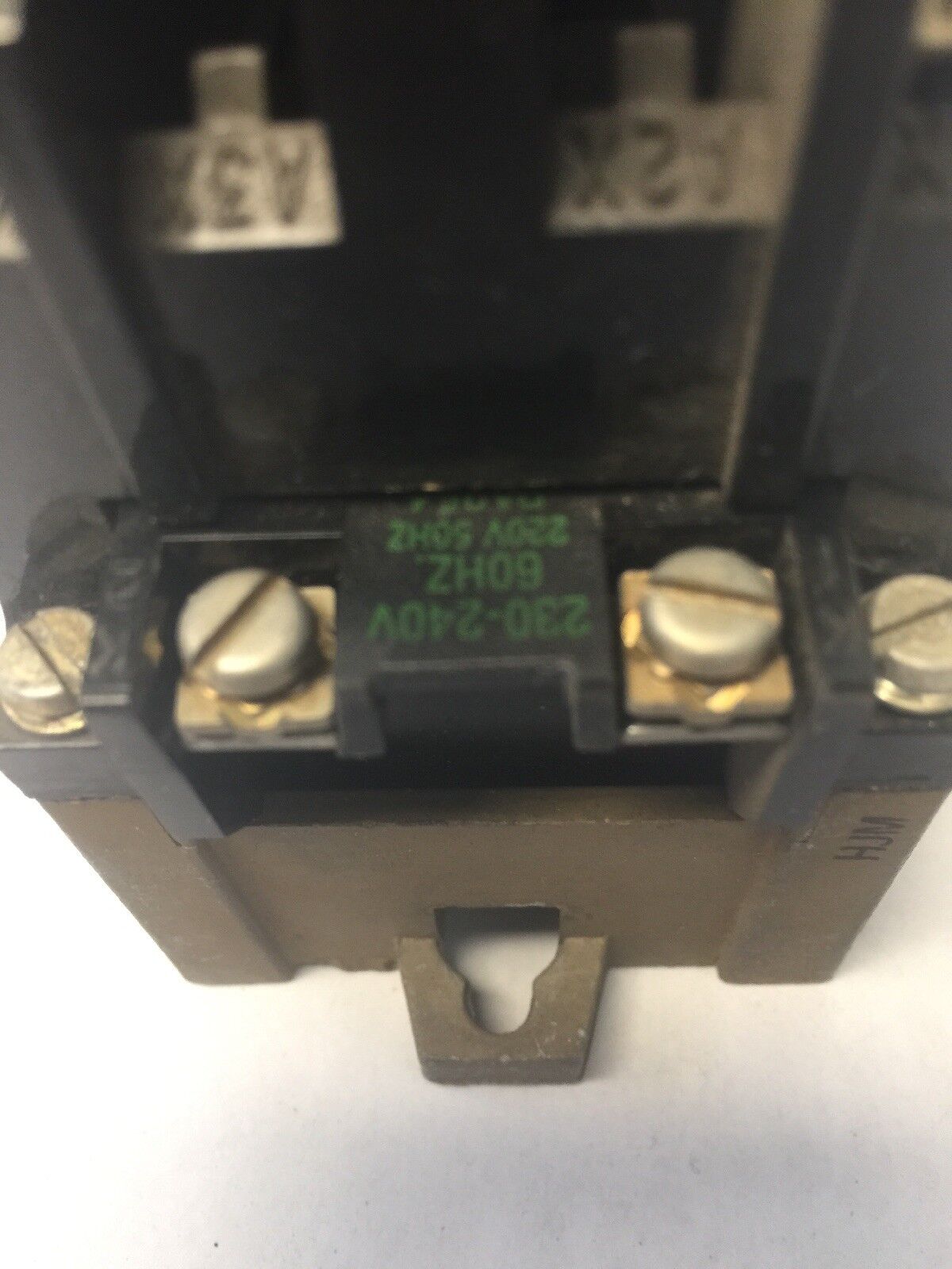 ALLEN BRADLEY 700-P200A1 AC CONTROL RELAY SERIES A COIL 230-240V 60HZ 220V 50HZ