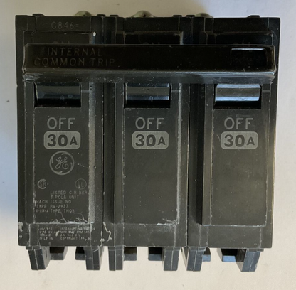 GENERAL ELECTRIC THQB 30A CIRCUIT BREAKER 3POLE