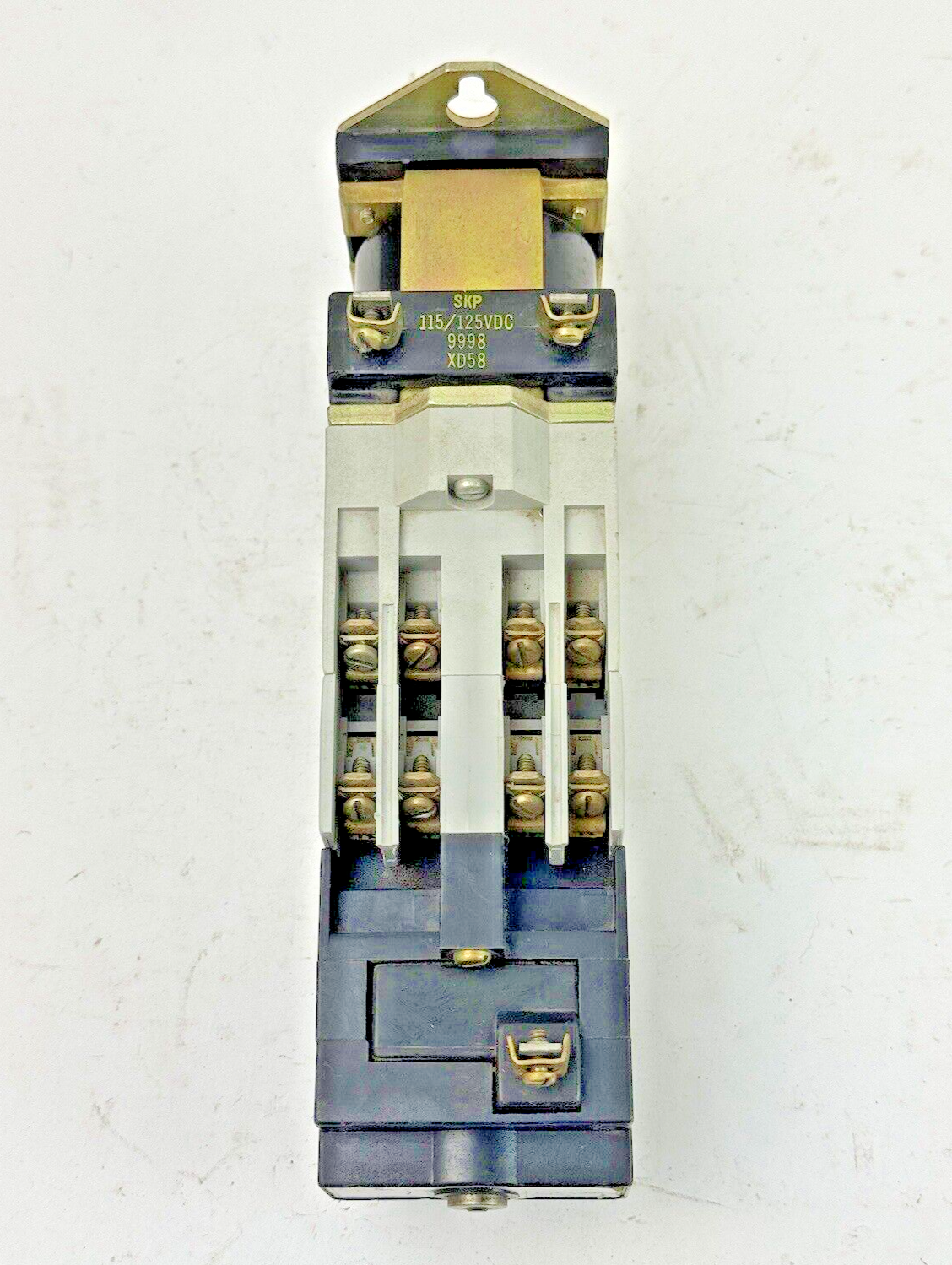 SQUARE D - CL: 8501 TP: XD0 40 FM: MP SER: A - CONTROL RELAY & 8501/XDL/SER. A