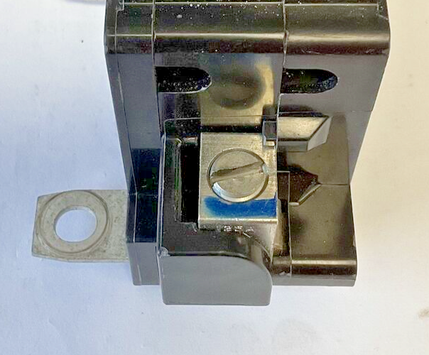 SIEMENS EQ8681 CIRCUIT BREAKER 100A 2POLE 120/240VAC