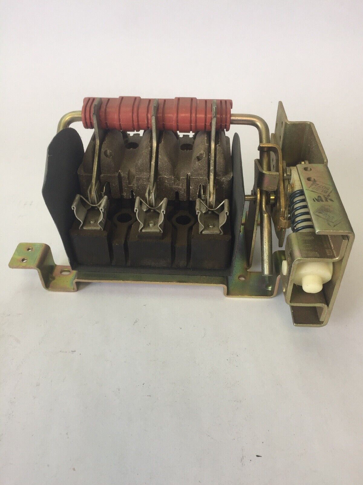 SQUARE D 9422 ARD-12 FLAGE MOUNT 60AMPS DISCONNECT SWITCH 600VAC 250VDC 3 POLES