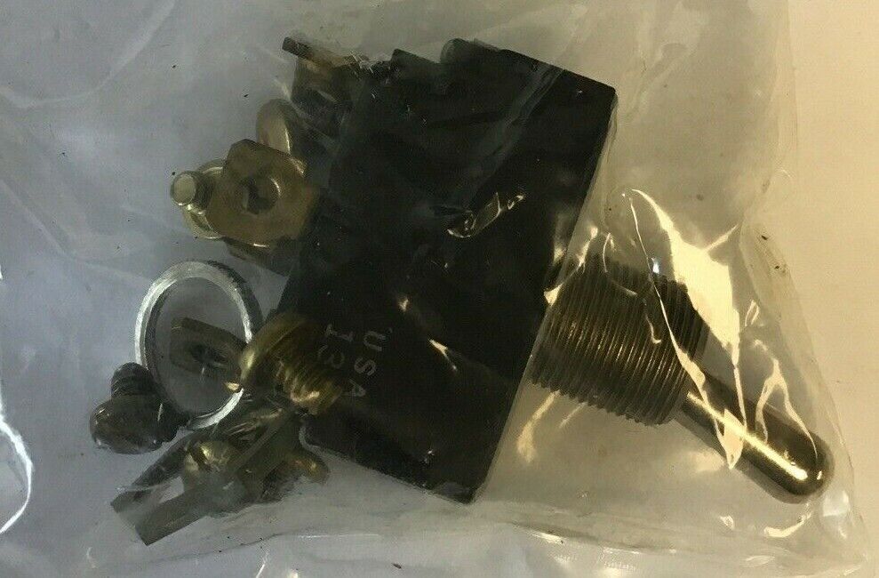 EATON 7592K4 SELECTOR SWITCH 3A 250VAC 6A 120VAC***LOTOF18***