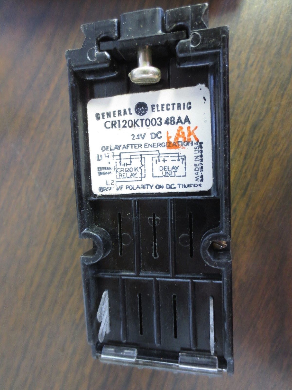 GENERAL ELECTRIC CR120KT00348AA RELAY / TIME DELAY UNIT 24VDC 0.3 - 15 SECONDS