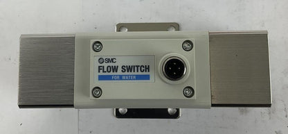 SMC PF2W511-N10 FLOW SWITCH 10-100L/MIN 24VDC