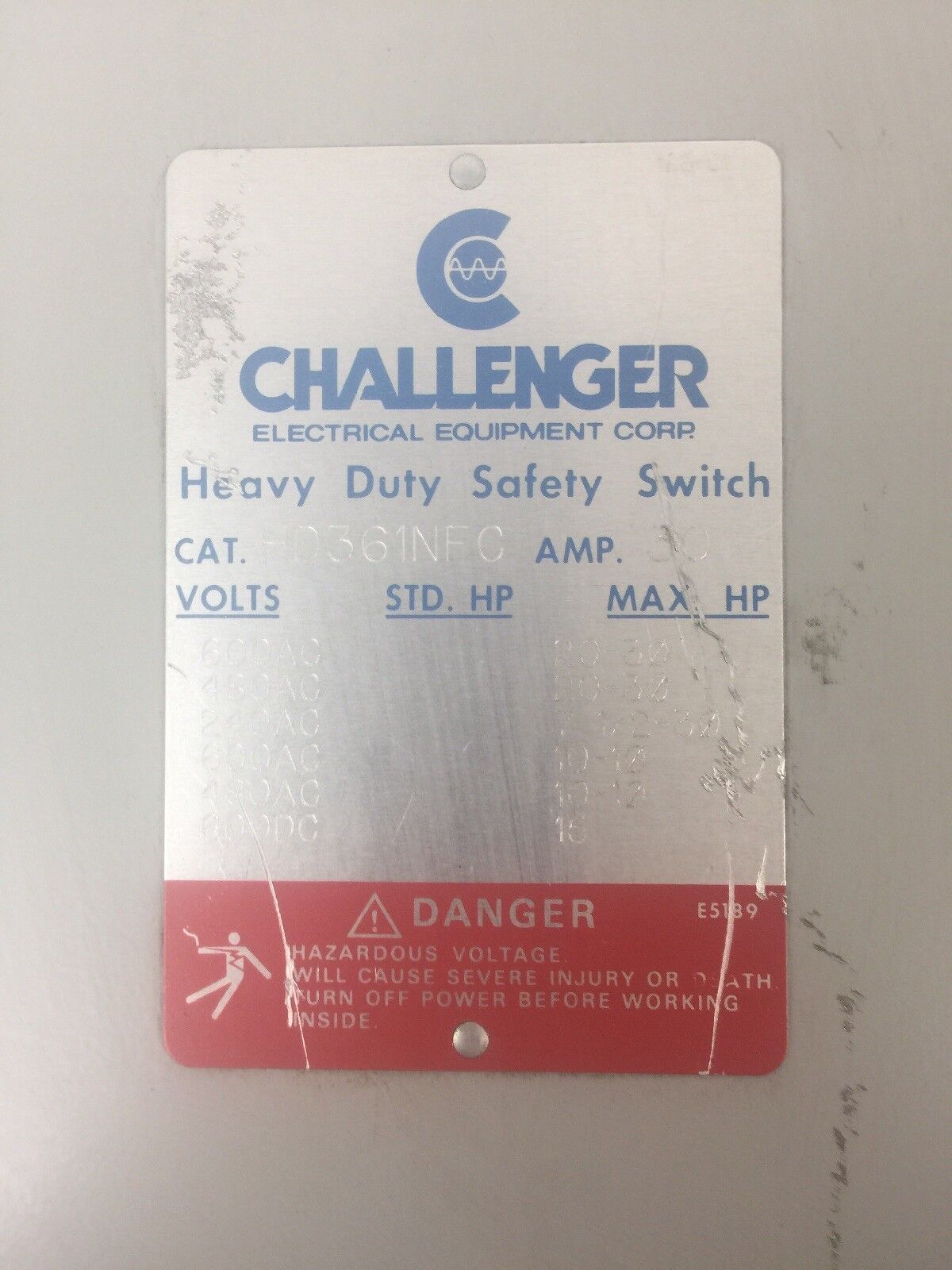 CHALLENGER HD361NFC HD SAFETY SWITCH 600V 30AMP 20HP 3 POLE NON FUSIBLE TYPE 1