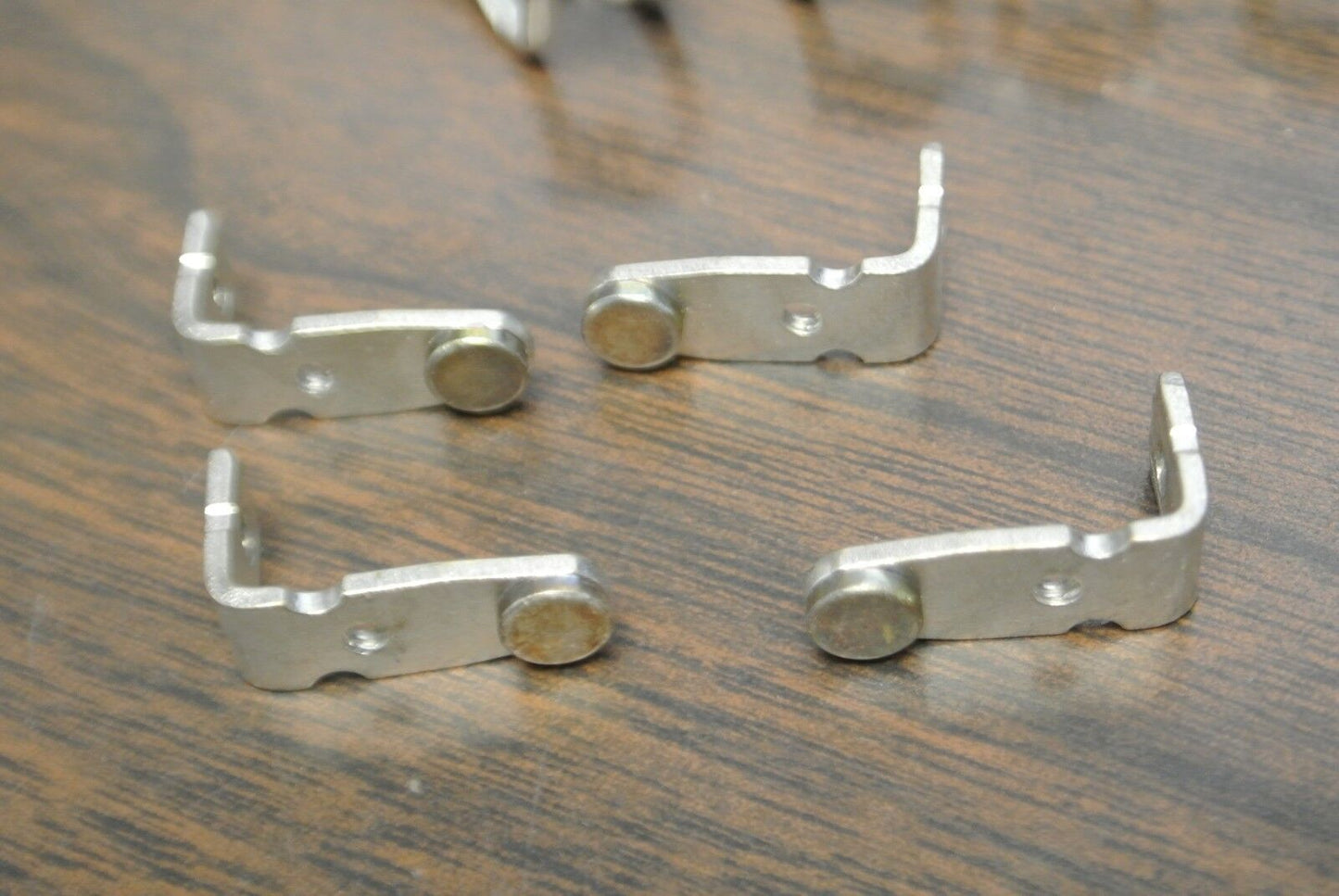 LOT of 2 / ALLEN-BRADLEY X-225906 4-POLE STATIONARY CONTACT KIT / NEW SURPLUS