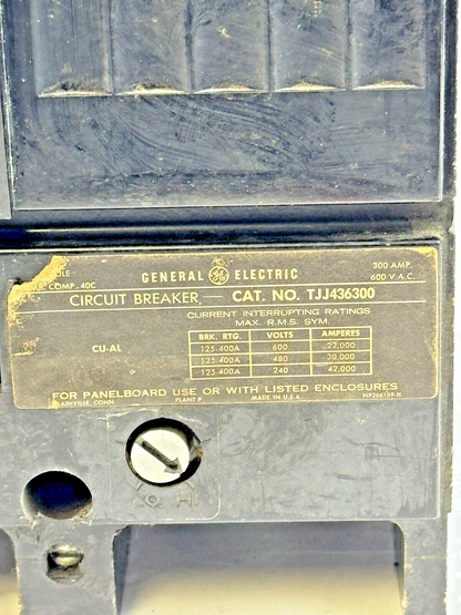 GE - TJJ436300 - CIRCUIT BREAKER W/ 300A TRIP, AUX, SHUNT - 300A, 600VAC, 3 POLE