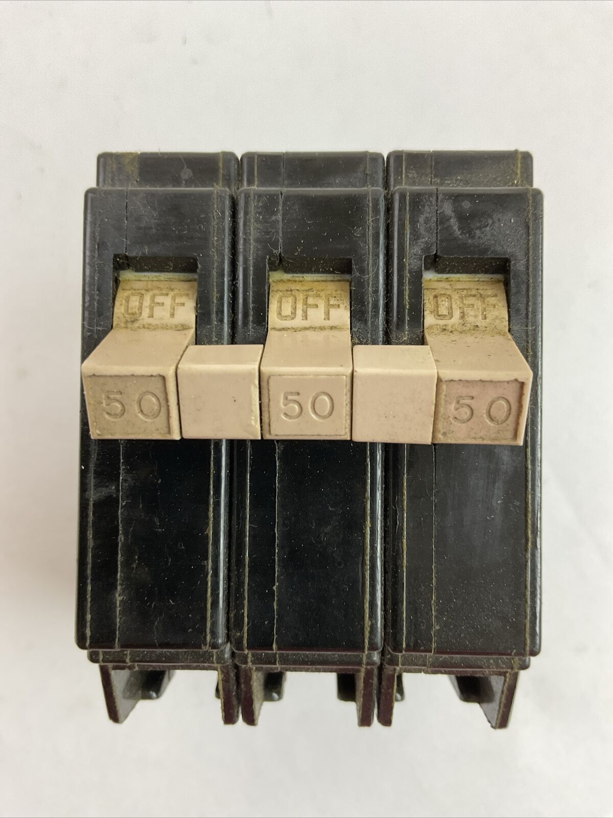 CUTLER HAMMER CH350 CIRCUIT BREAKER 3POLE 50AMP 240VAC