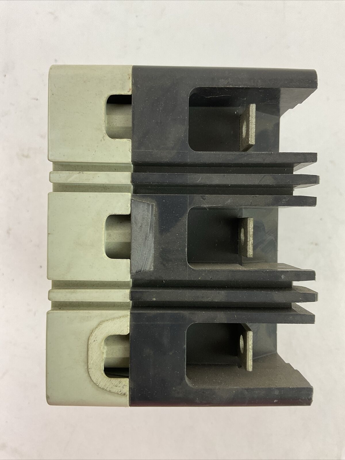 CHALLENGER CF3015 MOLDED CASE CIRCUIT BREAKER 15AMP 3POLE 600VAC 6626C09G03