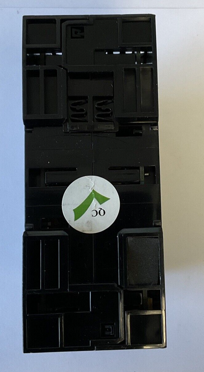 BANNER XS26-2 SAFETY CONTROLLER 24VDC  BASE CONTROL MODULE