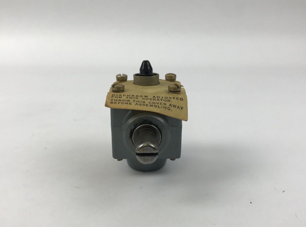 ALLEN BRADLEY Z16067 OPERATING HEAD,BUL 802T,OILTIGHT LIMIT SWITCH,TYPE A2, NEW