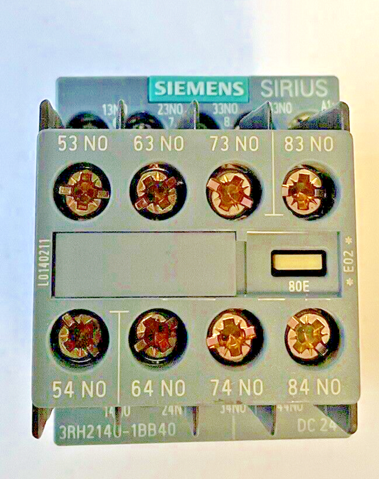 SIEMENS 3RH2140-1BB40 CONTACTOR W/33R2911-1GA40 AUX CONTACT 50/60HZ
