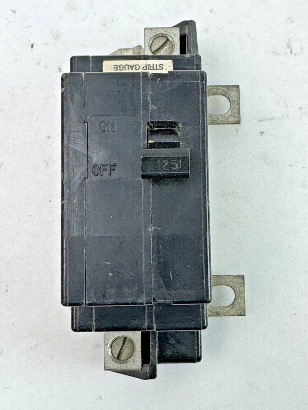 SQUARE D - QOM125VH - MAIN CIRCUIT BREAKER - 2 POLE/ 125 A/ 240 VAC