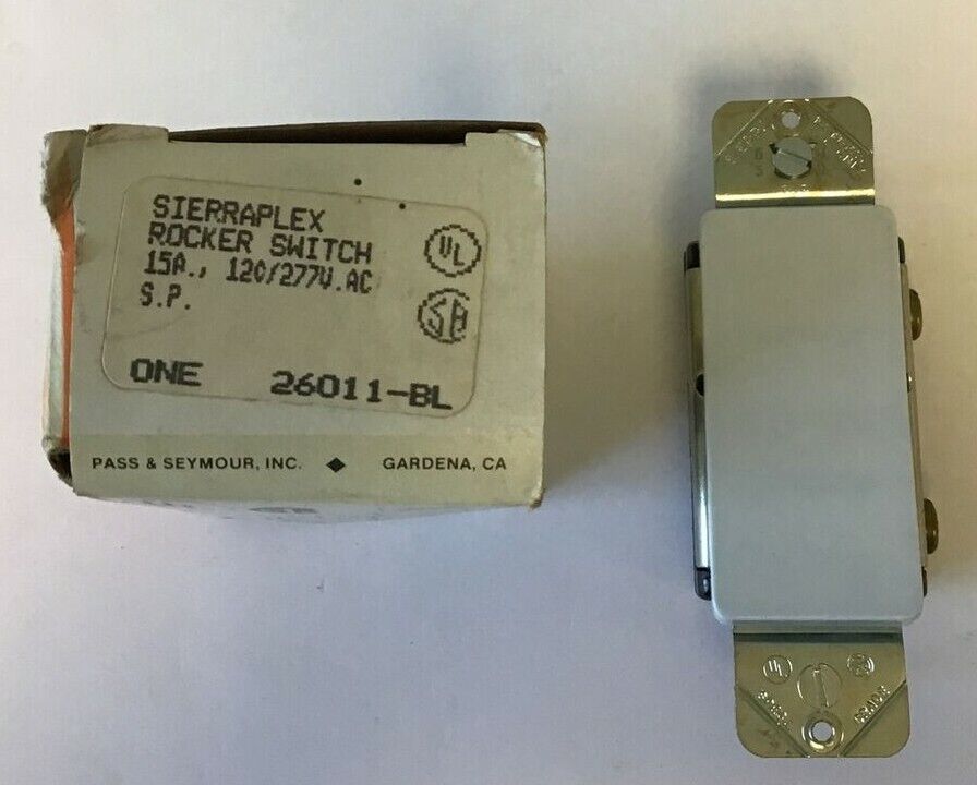 PASS&SEYMOUR  SIERRAPLEX ROCKER SWITCH 15A 120/277VAC 26011-BL