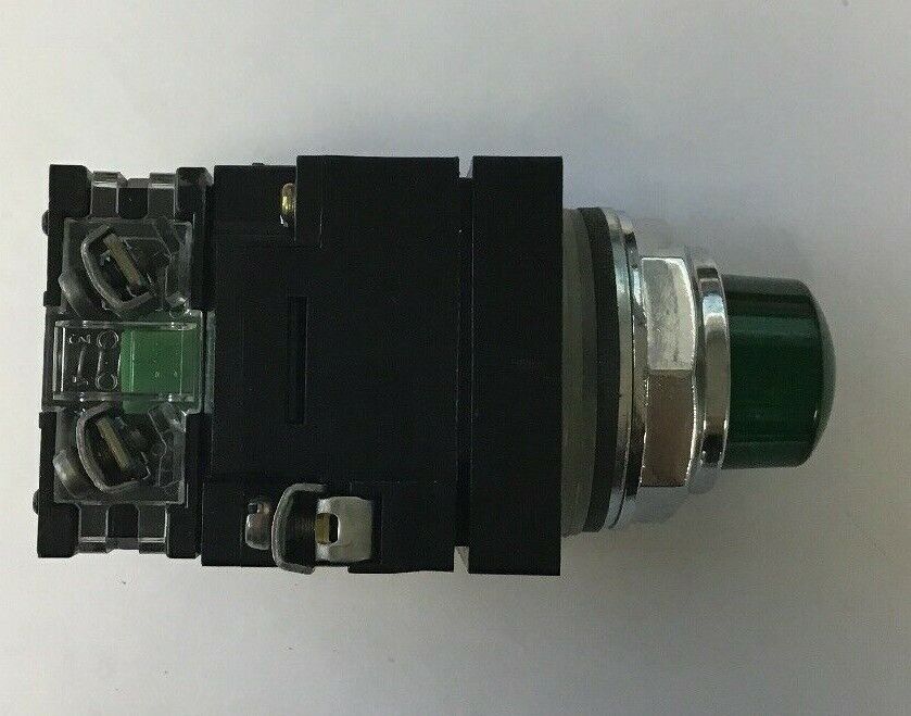 GENERAL ELECTRIC CR104PBL11G156 ILLUMINATED PUSHBUTTON GREEN