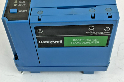 HONEYWELL RM7895B1013 BURNER CONTROL REV.B 120VAC 50/60HZ 9.8AFL 58.8ALR