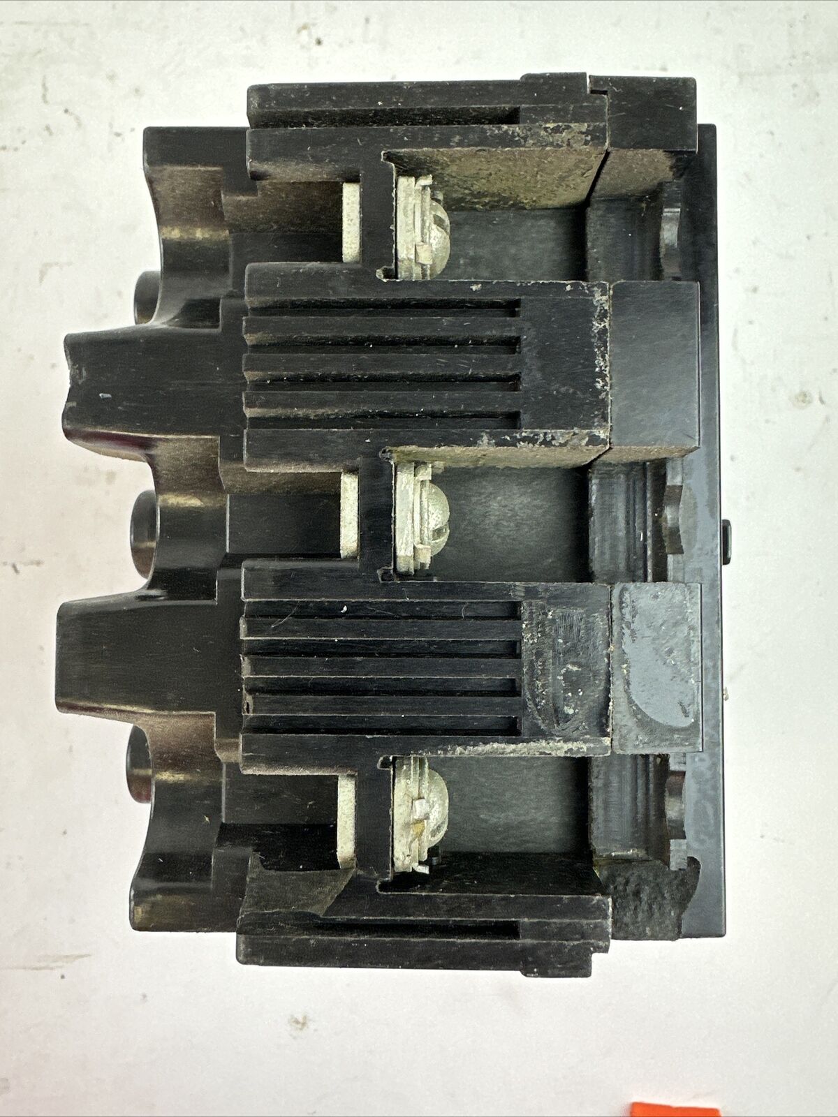 ITE ET-1577 CIRCUIT BREAKER 240VAC 125-250VDC 70A 3POLE