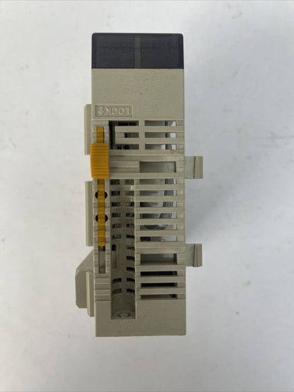 OMRON CQM1-OD214 OUTPUT UNIT 5-24VDC 0.3A/POINT 4.8A/UNIT