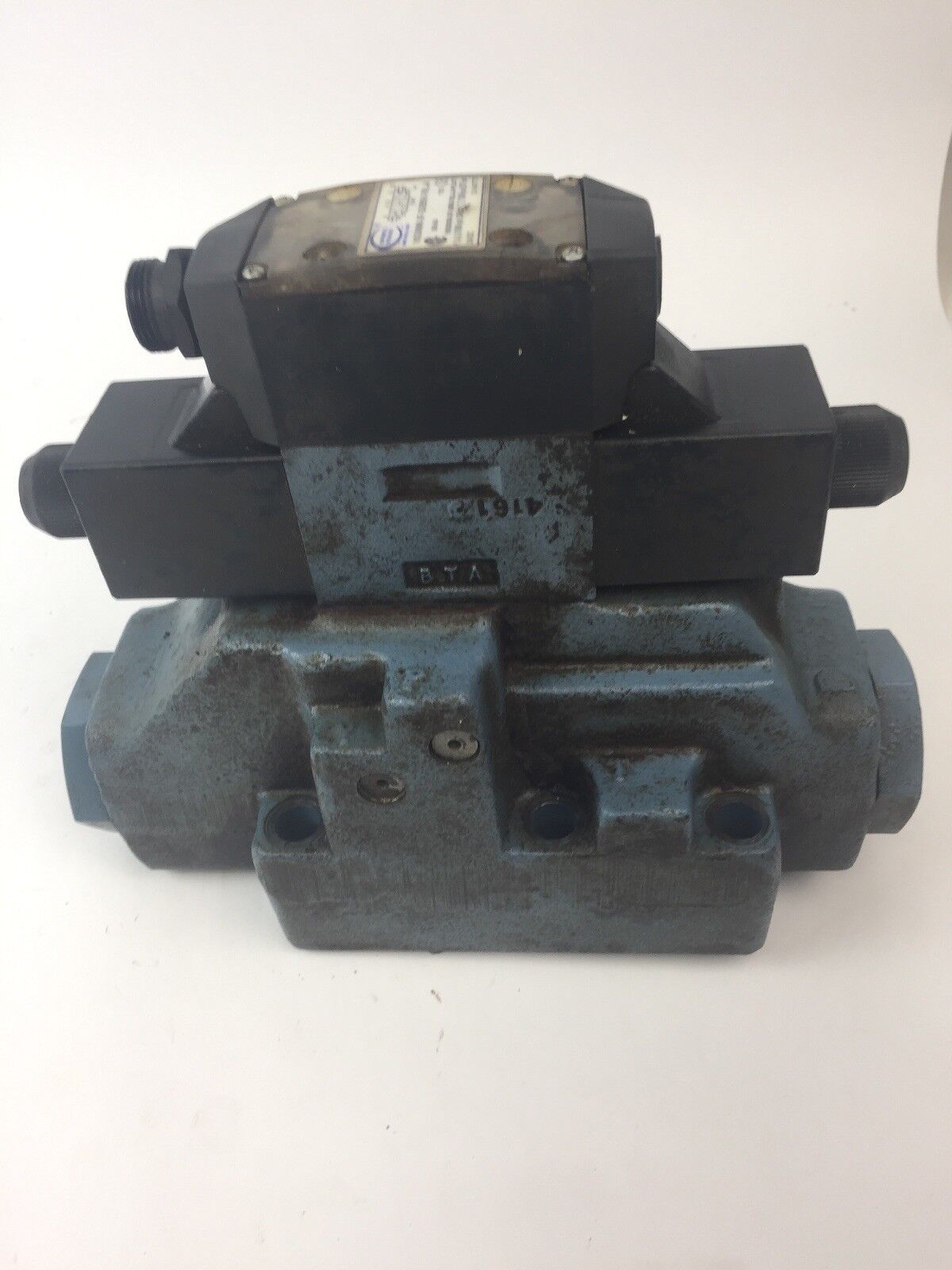 CONTINENTAL HYDRAULICS VSD08M-3F-G2B5H-70L-A SOLENOID VALVE 24VDC 24WATTS