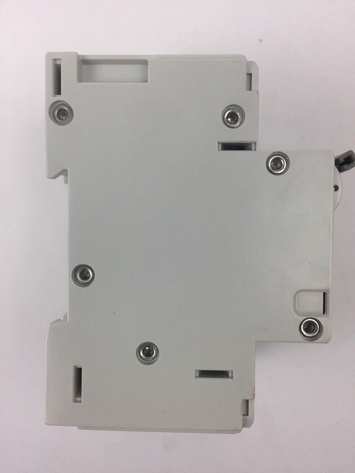 ALLEN BRADLEY 1492-CB2G020-N