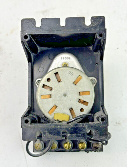 EAGLE SIGNAL - BR14A6 - ELECTRONIC RESET TIMER - 250VAC, 10A, 1/3 HP