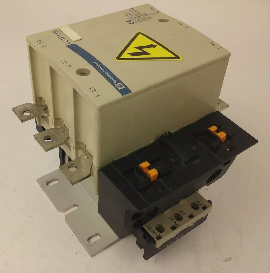 TELEMECANIQUE LC1F115 CONTACTOR, 3PH, 600V, 175A, 100HP, W/ LX1FF020 20/24V COIL