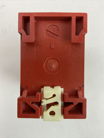 ALLEN BRADLEY 440R-E23031 SER A MINOTAUR MSR8T SAFETY RELAY CUARD MASTER