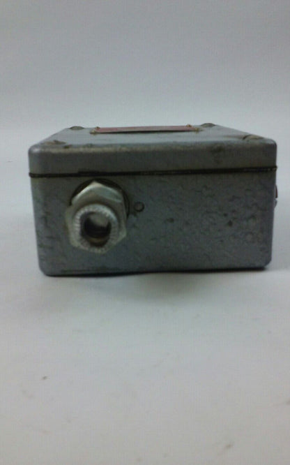 MELETRON 312 PRESSURE ACTUATED SWITCH CAT NUMBER 312-65A