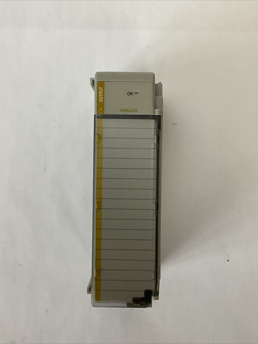 ALLEN BRADLEY 1769-OF2 SER B REV 2 F/W REV 2.1 2CH ANALOG OUTPUT MODULE COMPACT