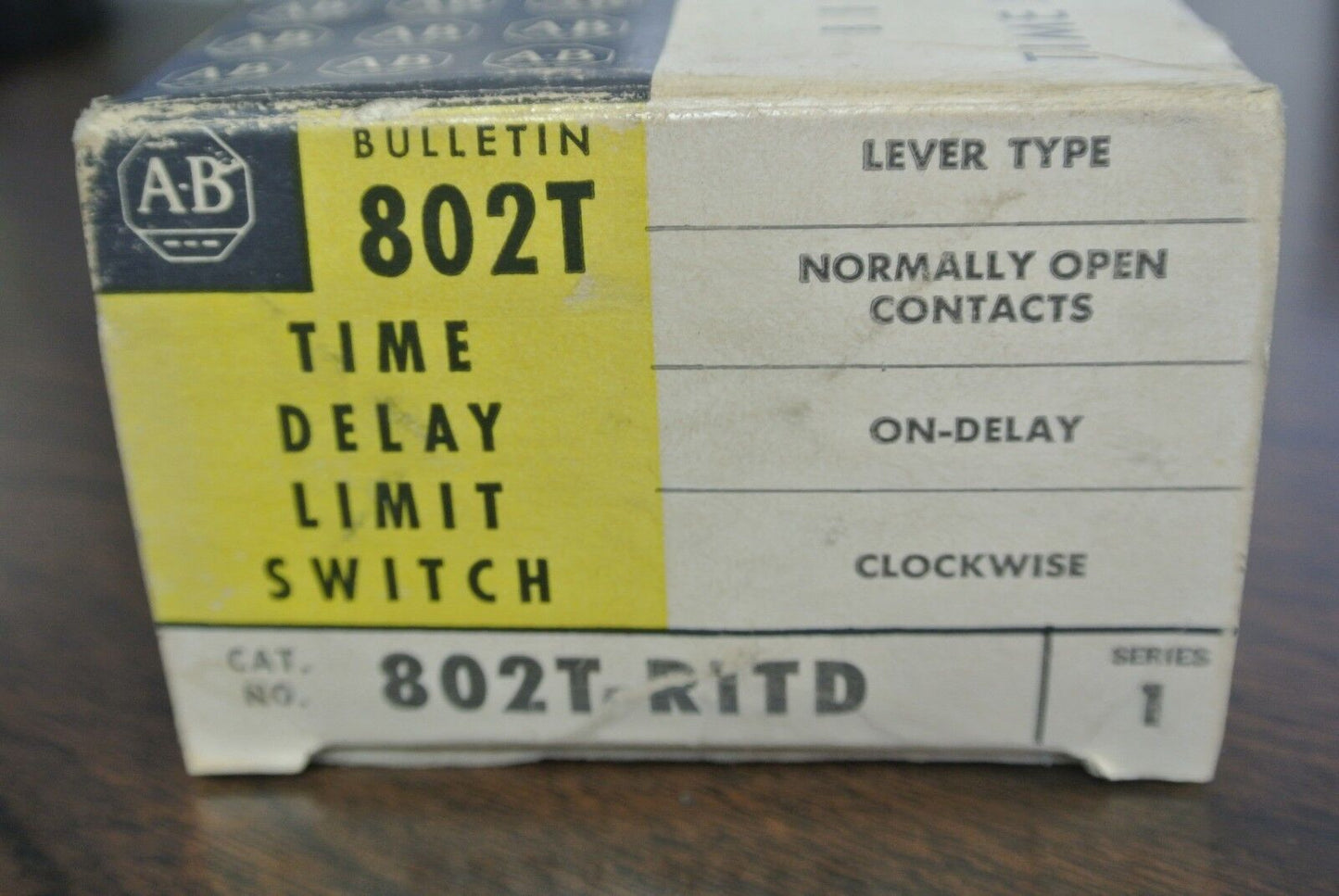 ALLEN-BRADLEY 802T-R5TD Ser. 1 TIME DELAY LIMIT SWITCH - NEW SURPLUS