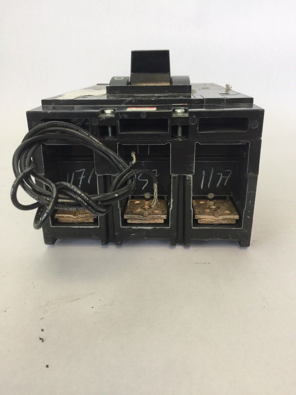 SQUARE D LAP36400MT CIRCUIT BREAKER 400A 250VDC 600VAC LA400A AL400LA LA11021