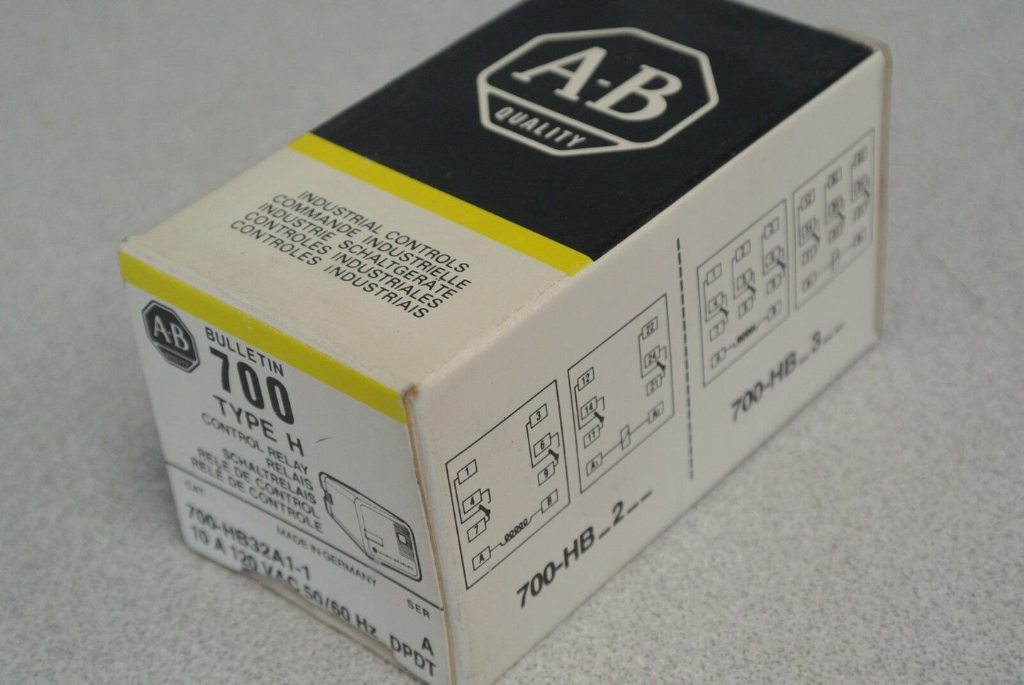 ALLEN-BRADLEY 700-HB32A1-1 Ser. A / TYPE H CONTROL RELAY / 10A / NEW SURPLUS