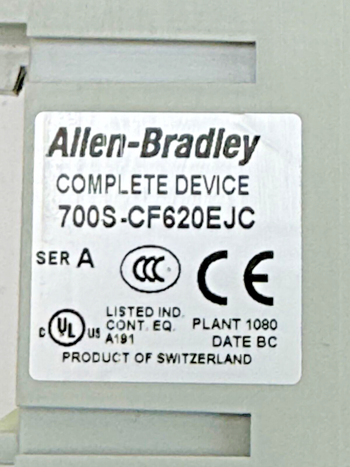 ALLEN-BRADLEY - 700S-CF620EJC SER. A - SAFETY CONTACTOR W/ 24 VDC COIL