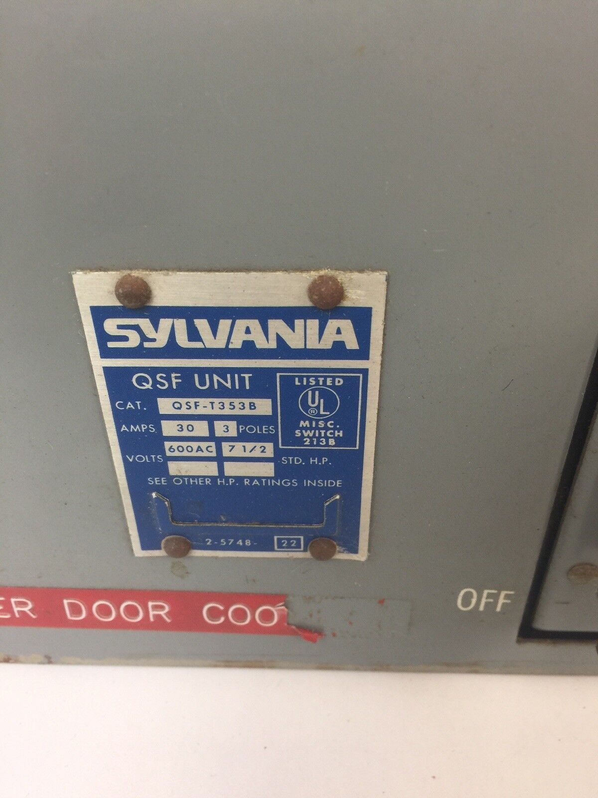 SYLVANIA QSFT353B TWIN PANELBOARD FUSIBLE 30AMP 600VAC 3 POLE 7 1/2 HP