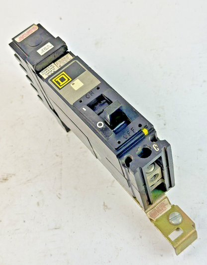 SQUARE D - FHB16070C - I-LINE MOLDED CASE CIRCUIT BREAKER - 1 POLE/ 70 A/ 277VAC