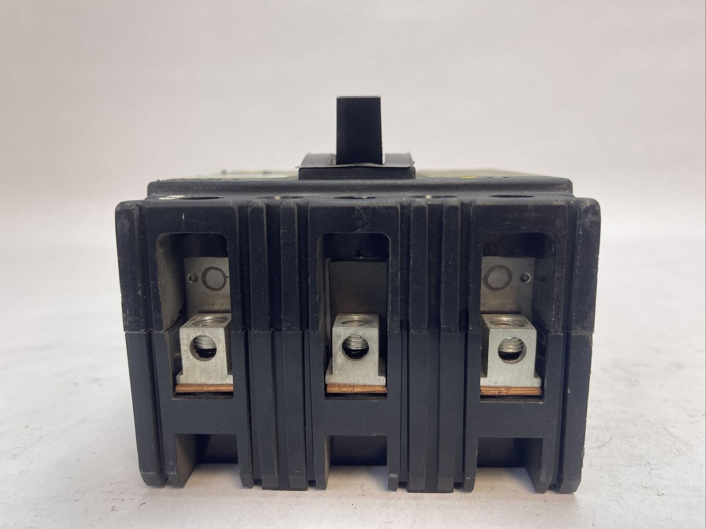 SQUARE D FAL3600311M ADJ. INST. TRIP CIRCUIT BREAKER 600VAC 3P 3AMP SER 2 8-28A