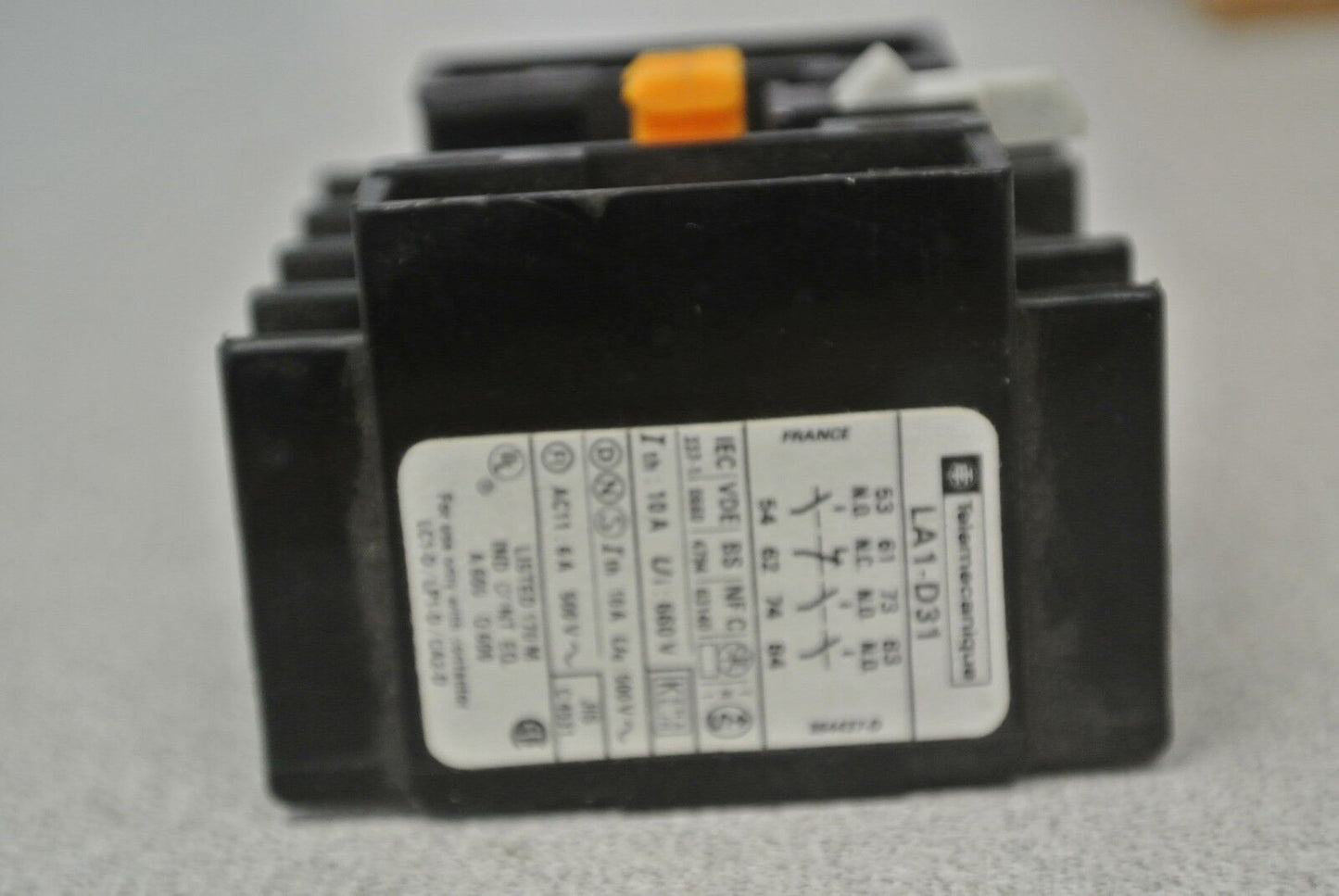 TELEMECANIQUE LA1-D31 / AUXILIARY CONTACT BLOCK