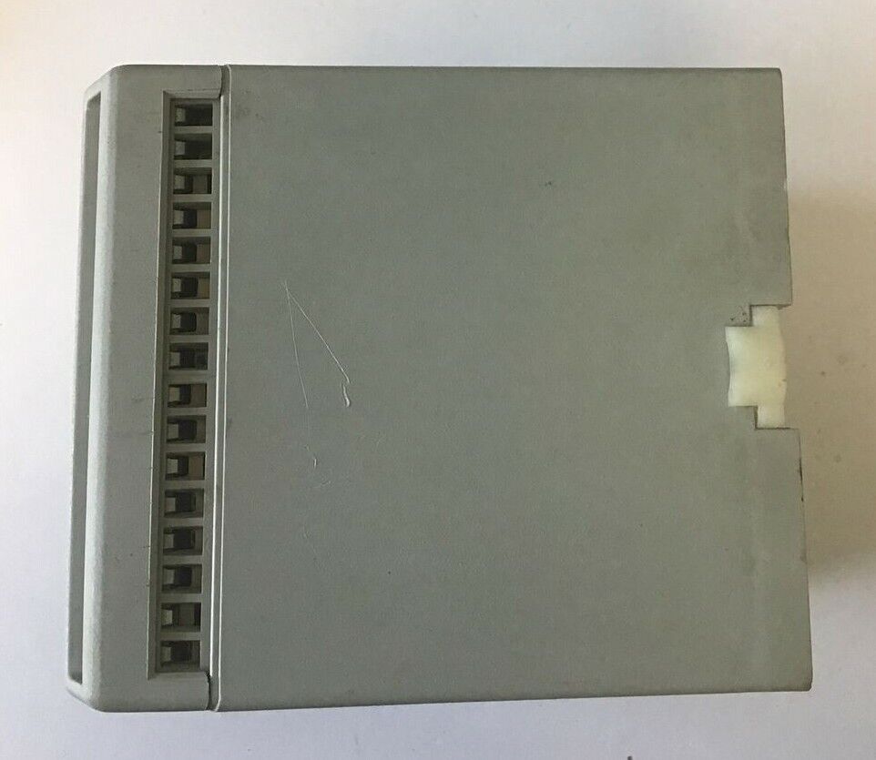 ALLEN BRADLEY 700-ZBR520AZ1 SAFETY RELAY SER.A 120VAC 24VDC 50-60HZ