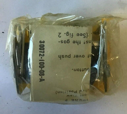 SQUARE D 9001 K5 PADLOCK ATTACHMENT WITH P.B. LATCHING