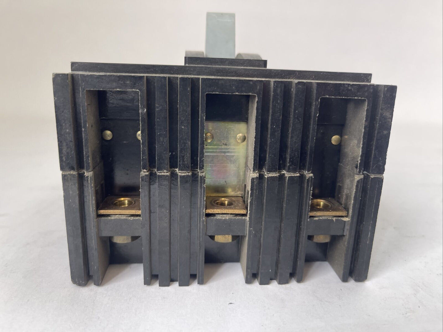 SQUARE D FHP36020 CIRCUIT BREAKER 20AMP 600VAC 125/250VDC 3POLE