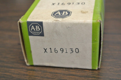 ALLEN-BRADLEY X-169130 AUXILIARY SWITCH for STARTERS / NEW SURPLUS