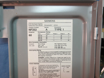 SIEMENS I-T-E NF352 ENCLOSED SWITCH HEAVY-DUTY VACU-BREAK w/ CLAMPMATIC CONTACTS