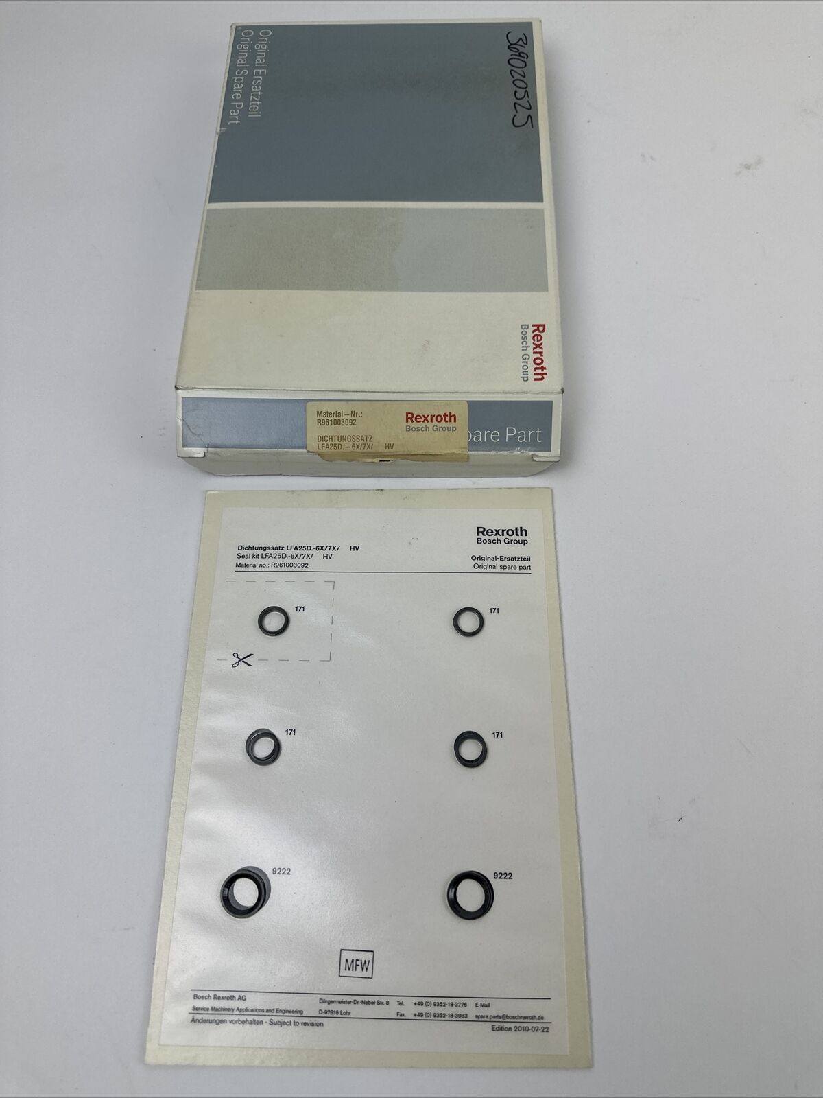 REXROTH R961003092 SEAL KIT LFA25D.-6X7X/   HV